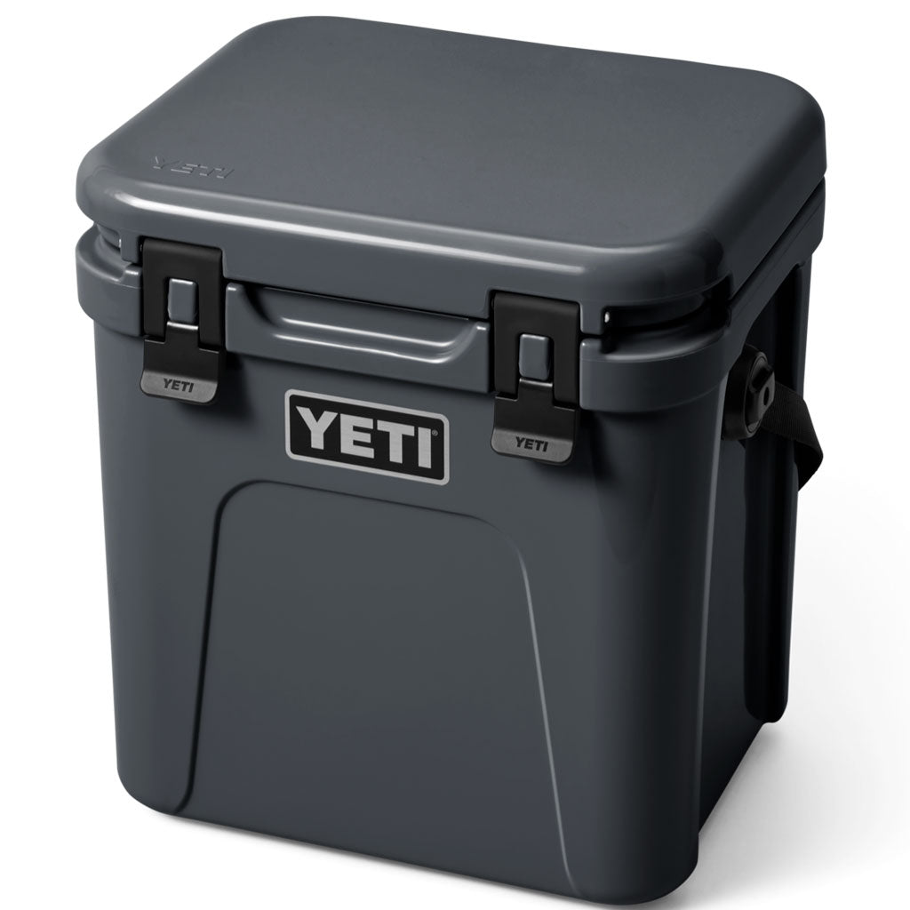 https://resistolstetsonhatsmexico.com/cdn/shop/files/Hielera-Yeti-Roadie-24-Charcoal-3_1024x1024@2x.jpg?v=1702489398